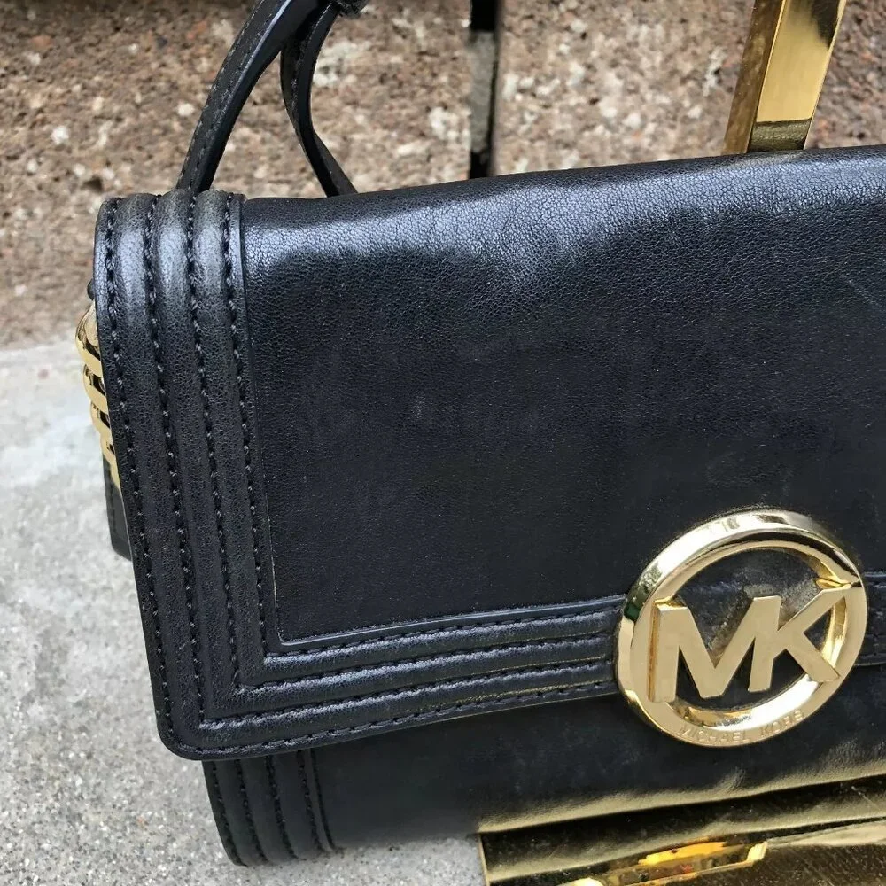 MICHAEL KORS Fulton Bombe Crossbody Purse Convertible Clutch Leather Bag Black‌